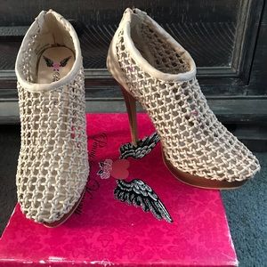 Penny Loves Kenny Relish Leather Woven Booties